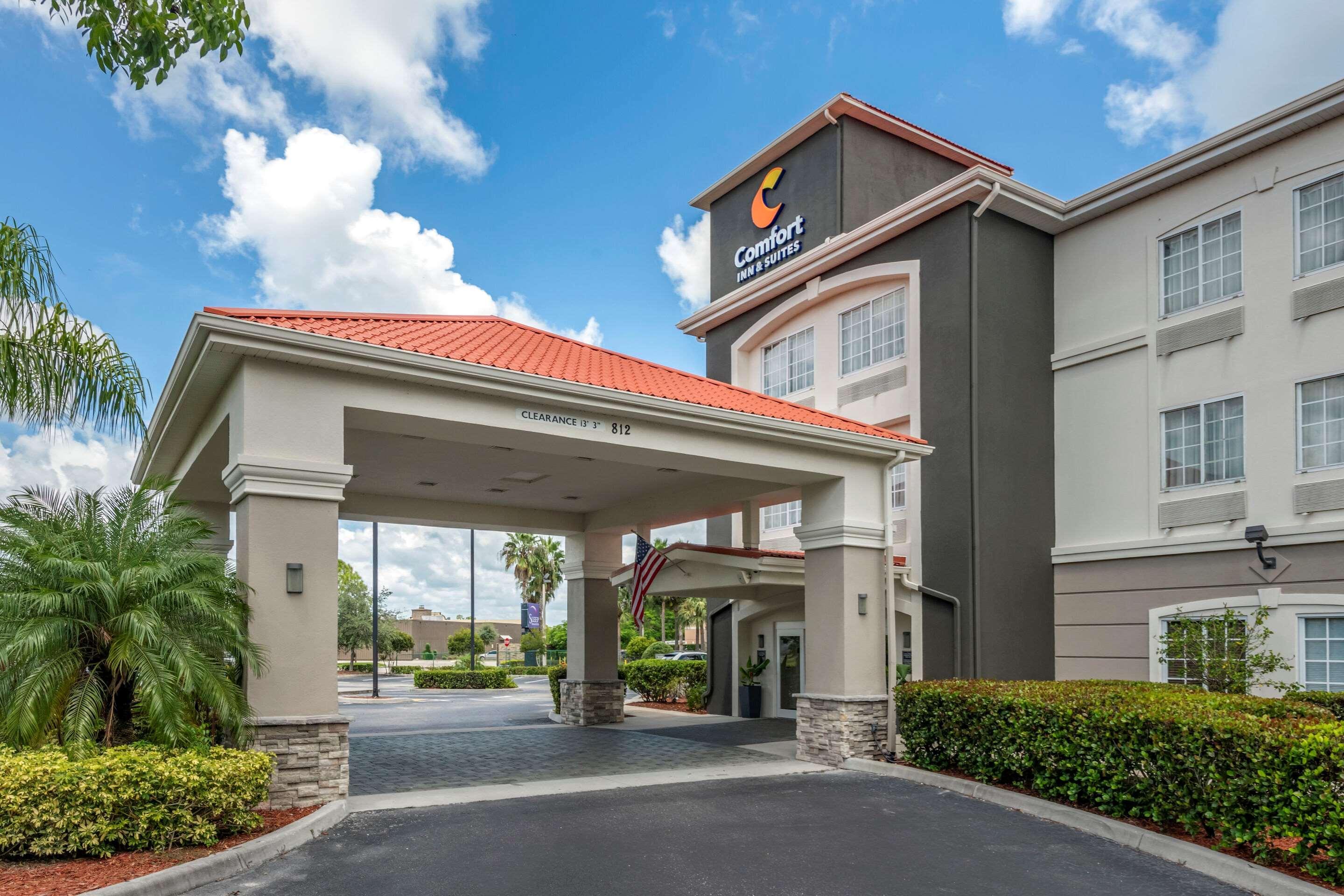 Comfort Inn & Suites Port Charlotte-Punta Gorda Bagian luar foto