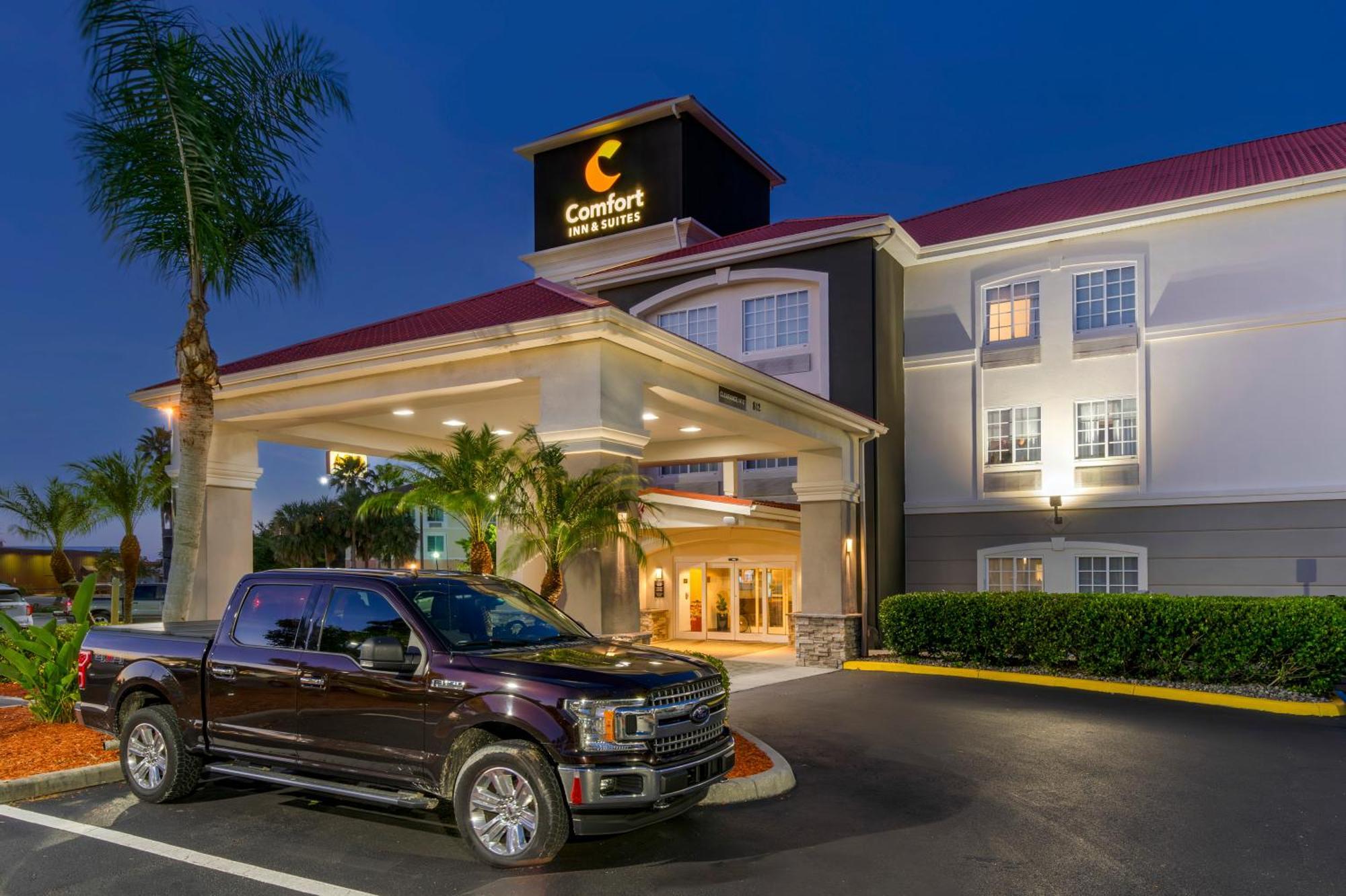 Comfort Inn & Suites Port Charlotte-Punta Gorda Bagian luar foto