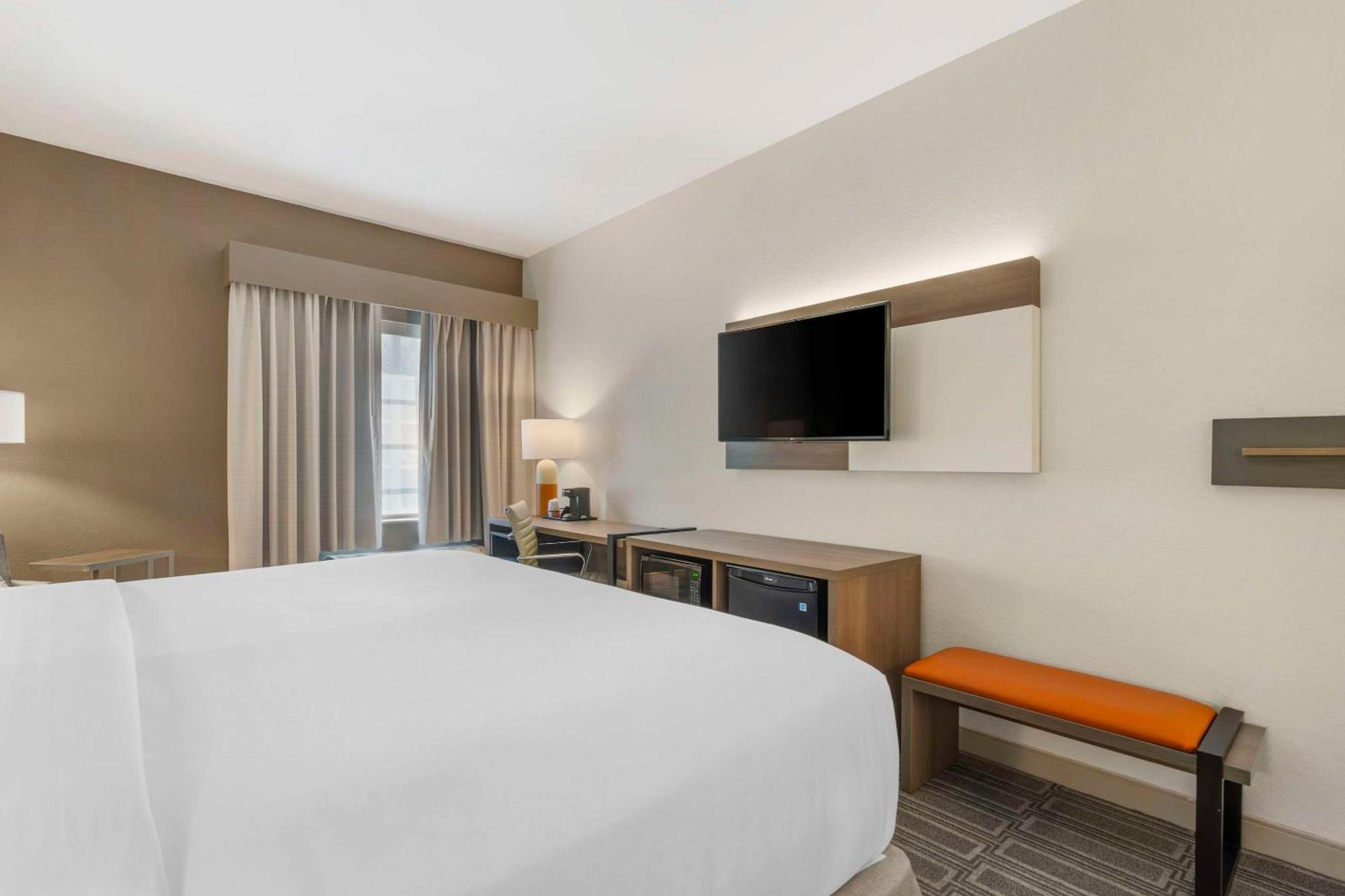 Comfort Inn & Suites Port Charlotte-Punta Gorda Bagian luar foto