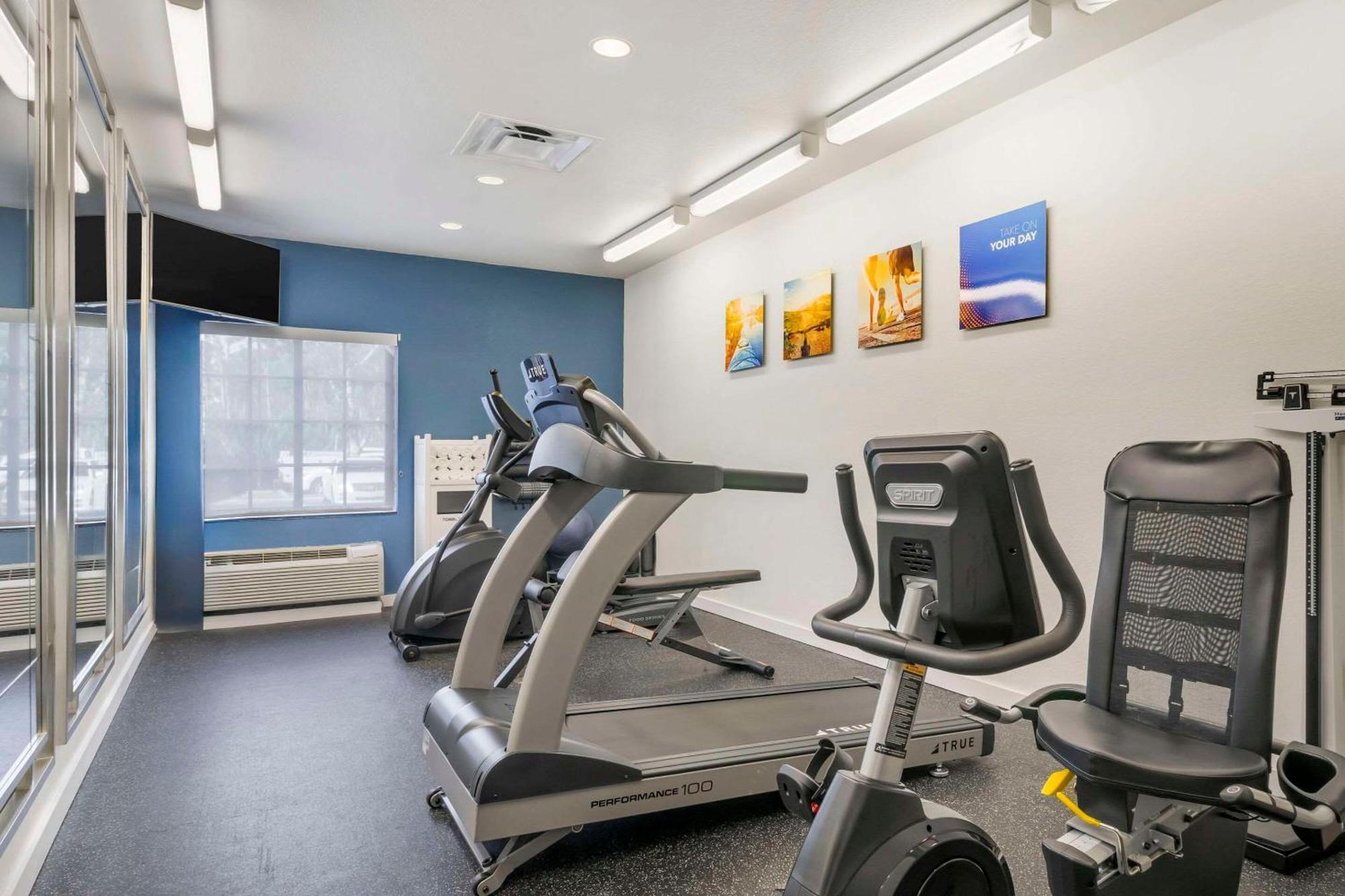 Comfort Inn & Suites Port Charlotte-Punta Gorda Bagian luar foto