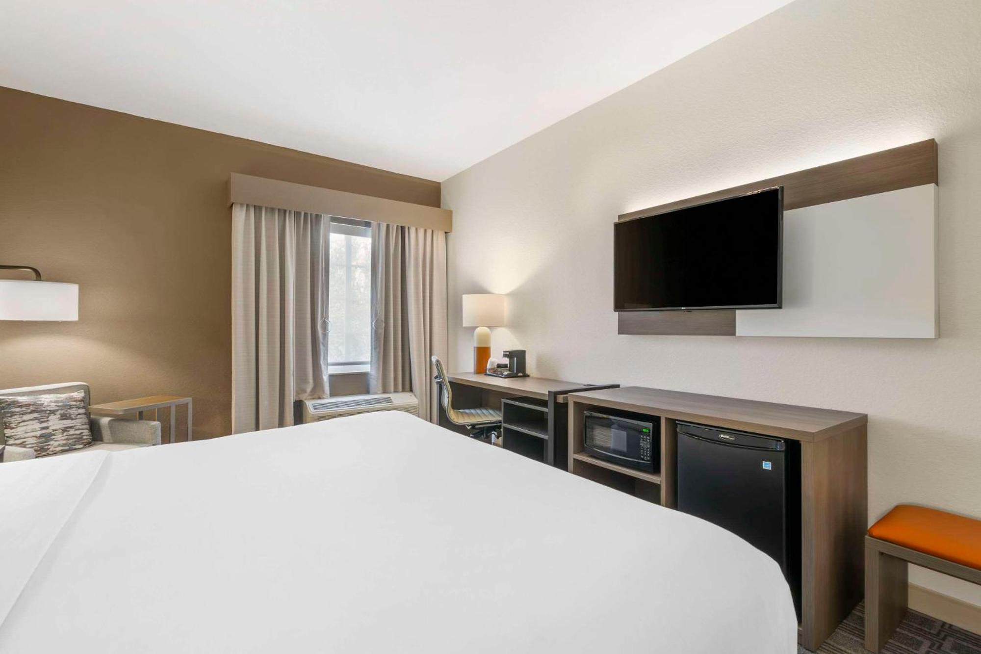 Comfort Inn & Suites Port Charlotte-Punta Gorda Bagian luar foto