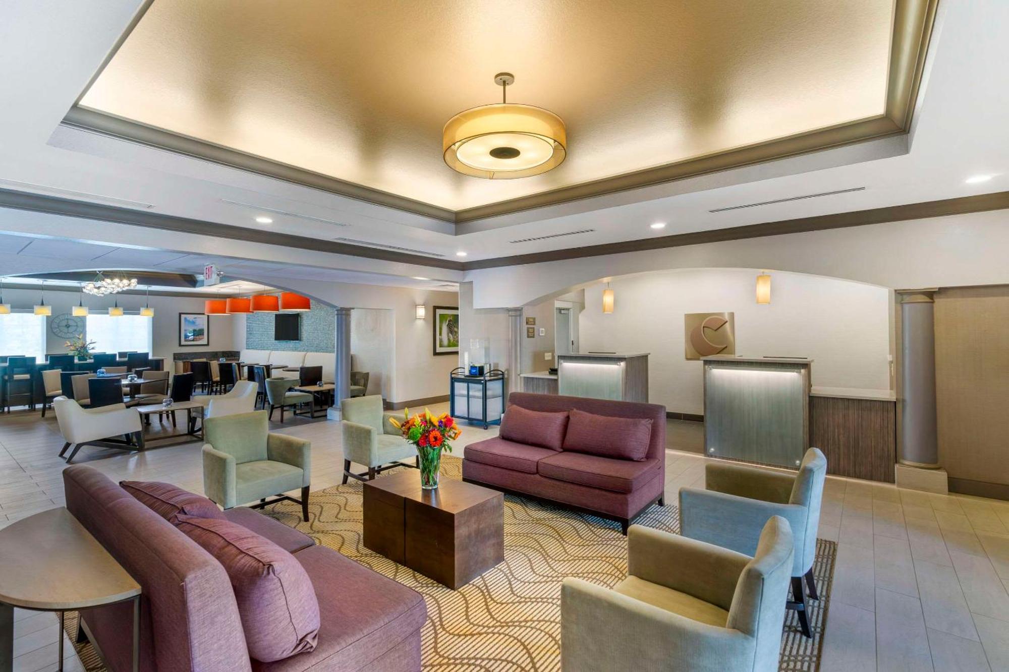 Comfort Inn & Suites Port Charlotte-Punta Gorda Bagian luar foto